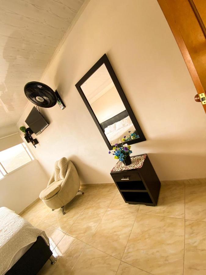 Hotel Mirador De Santa Barbara Сокорро Экстерьер фото