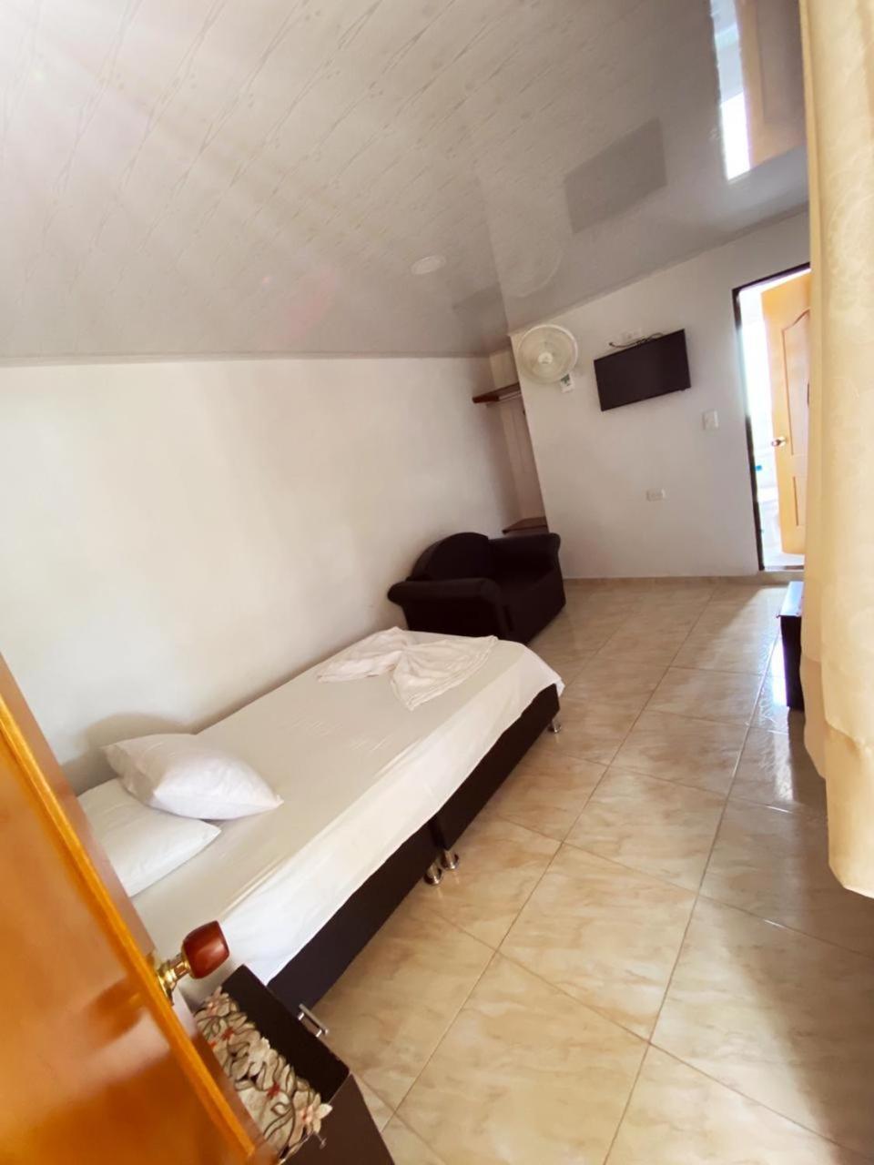Hotel Mirador De Santa Barbara Сокорро Экстерьер фото